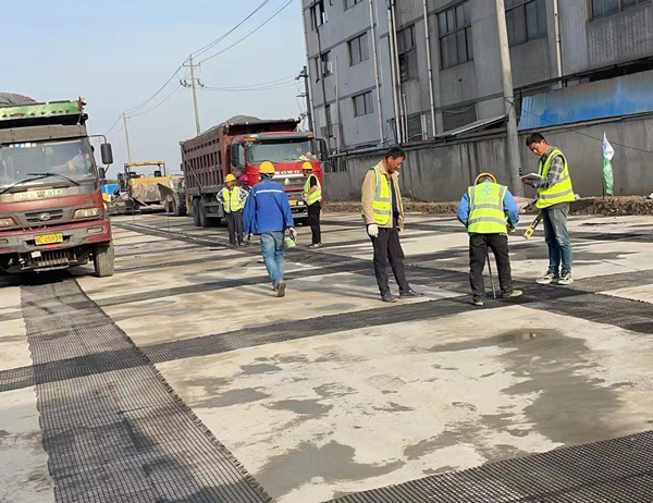矿区老材料的新故事：玻璃纤维土工格栅如何在‘白改黑’浪潮中重获新生？